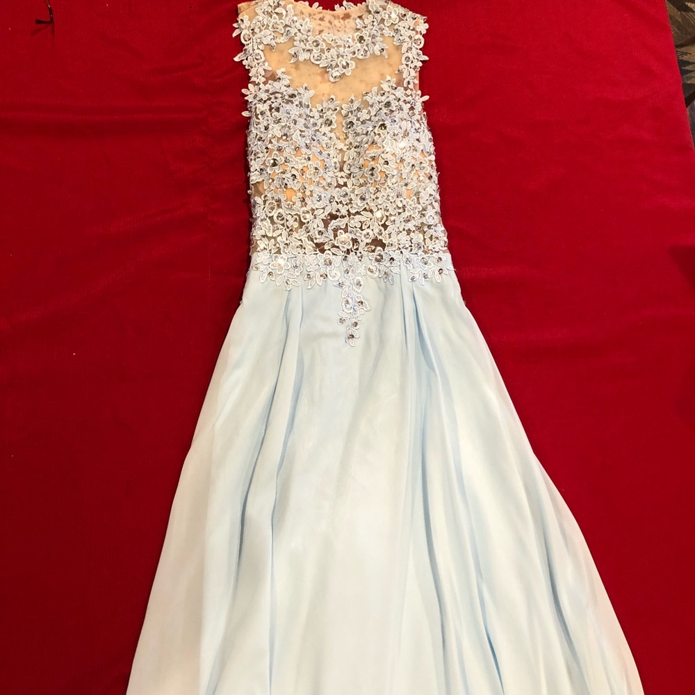 Baby blue prom dress - Picture 2 of 3
